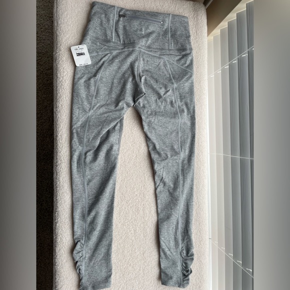 Free People Movement - Cropped Legging - Size XS - Picture 6 of 6